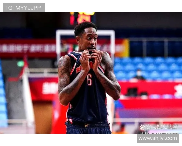 马尚布鲁克斯的篮球之路：从职业生涯起步到辉煌成就的全景回顾